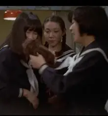 《女高中生性感试验》：青春期的躁动与迷茫，一场禁忌边缘的试探